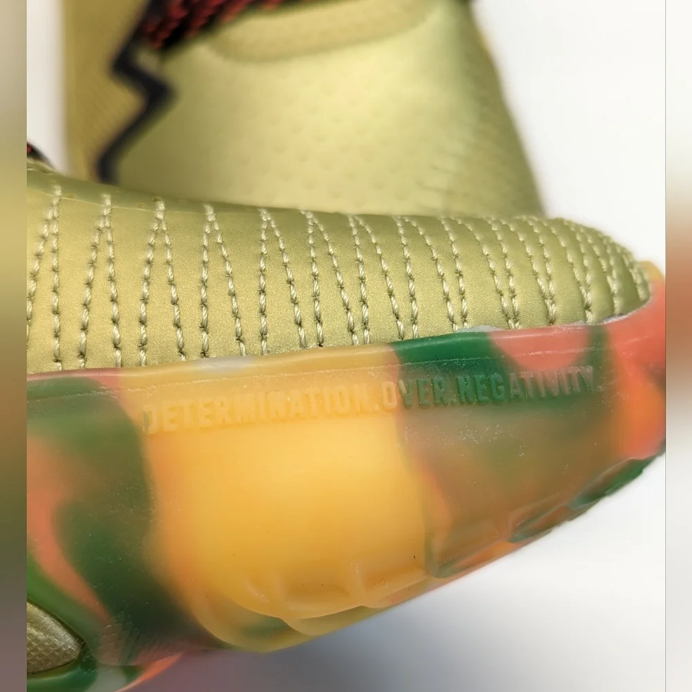 Adidas D.O.N ISSUE 2 Gummy Bear Donovan Spida Mitchell Gold Sneakers Men's 8.5